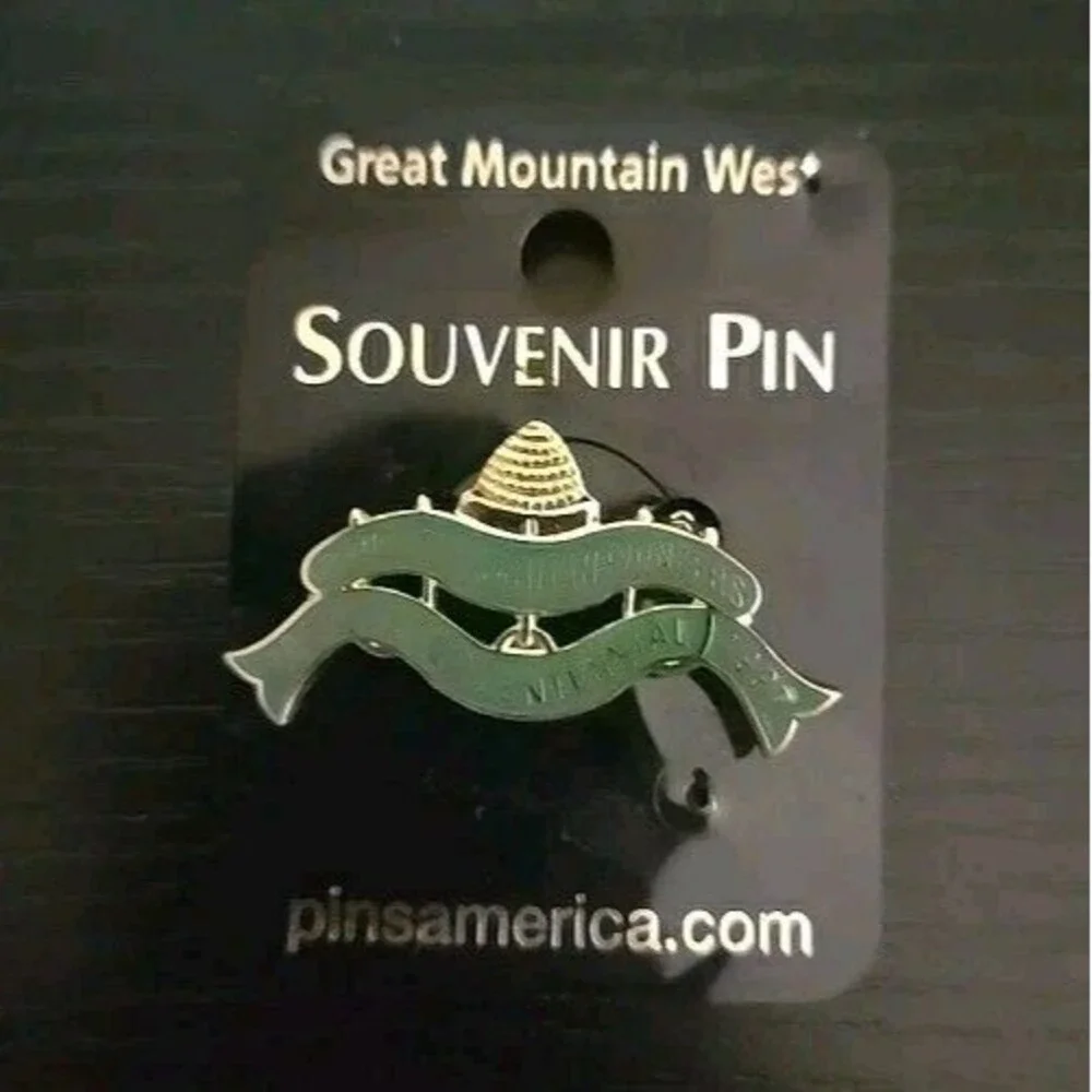 Daughters of Utah Pioneers Sesquintennial 1847 - 1997 Souvenir Pin